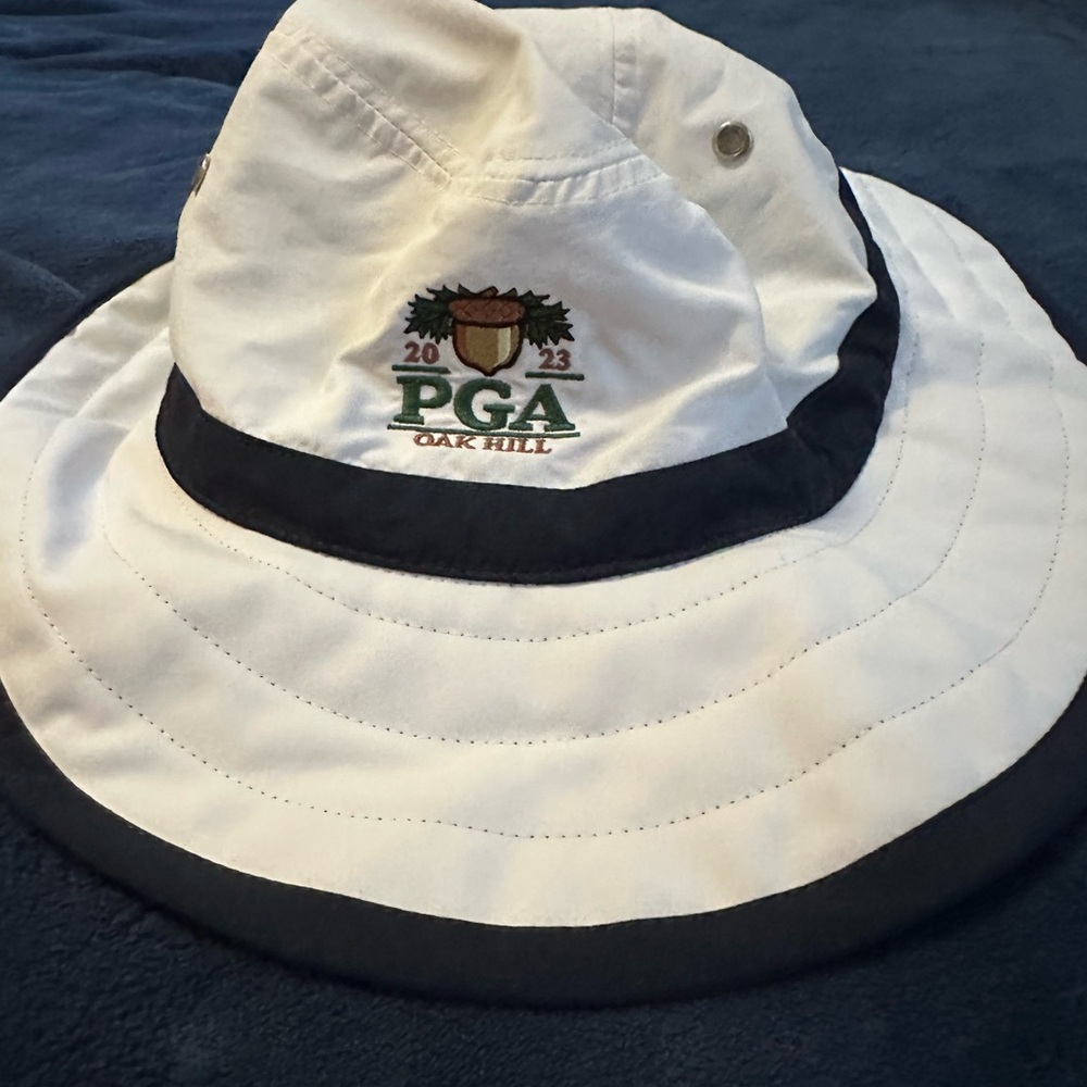 Adult Unisex  White and Navy Arnold Palmer  Bucket Hat